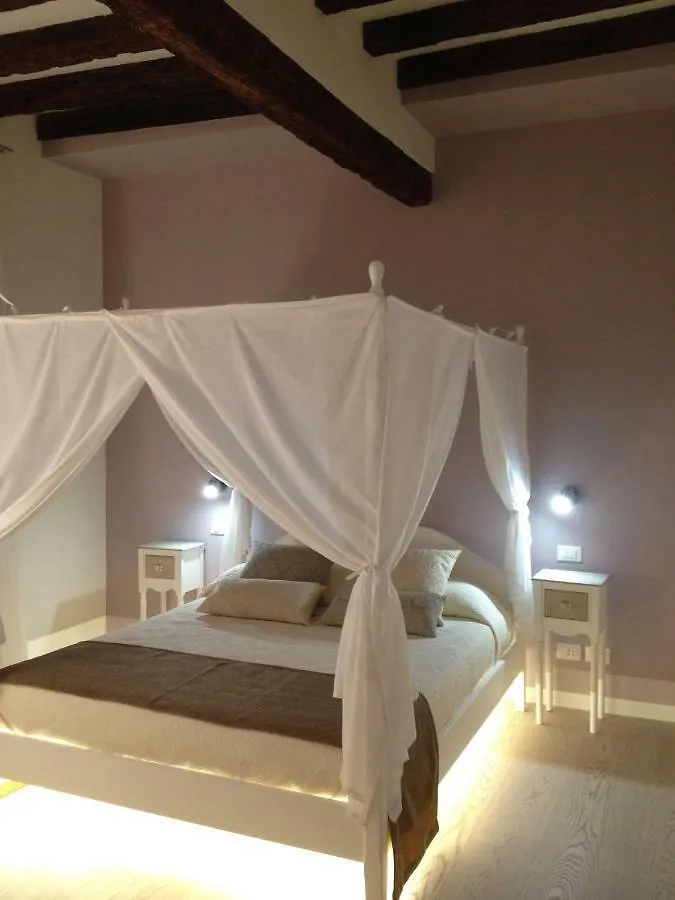 San Marco White Apartment Venise