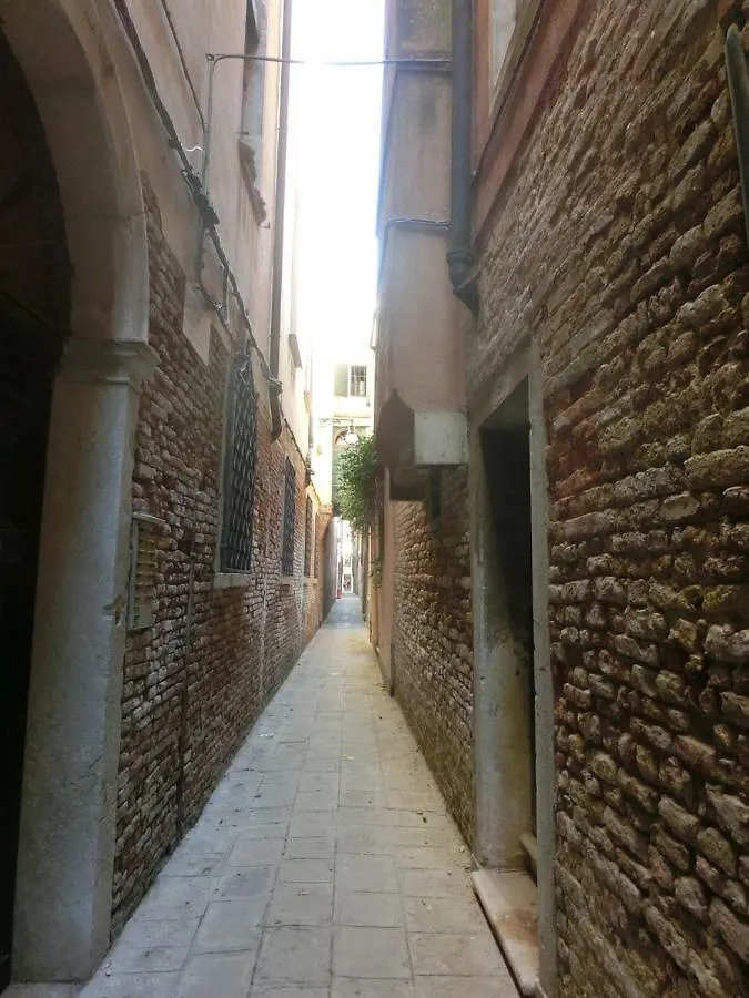San Marco White Apartment Venise